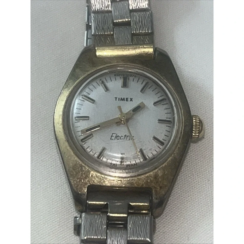 Vintage Timex Electric Ladies Watch Analog‎ Gold Tone Wrist Tested Needs Battery